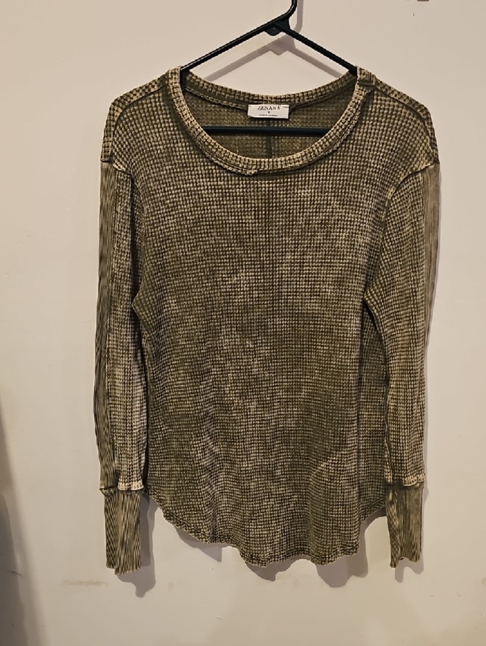 Zenana Womens Green Mineral Washed Long Sleeve Shirt!! Sz Small. Beautiful